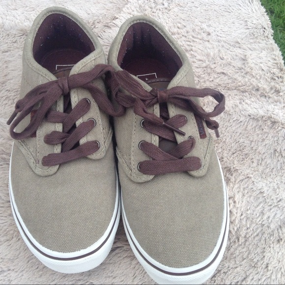 boys tan vans